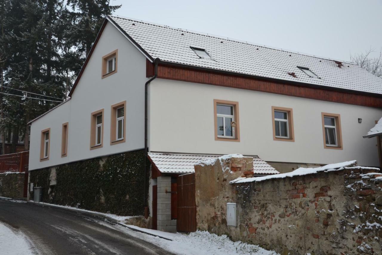 Attic Rooms Tabor Exterior photo