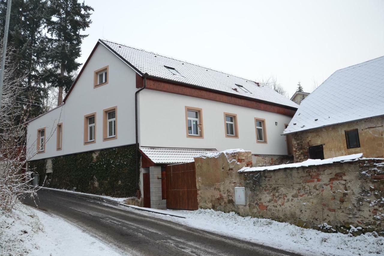 Attic Rooms Tabor Exterior photo